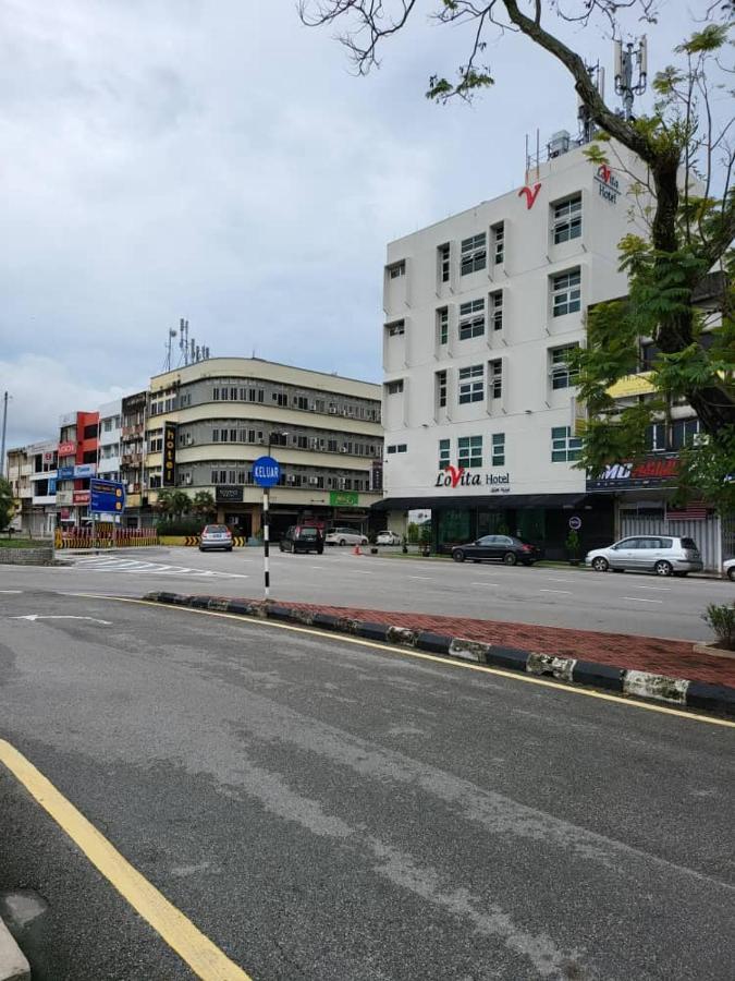 Lovita Hotel Kuantan Exterior foto